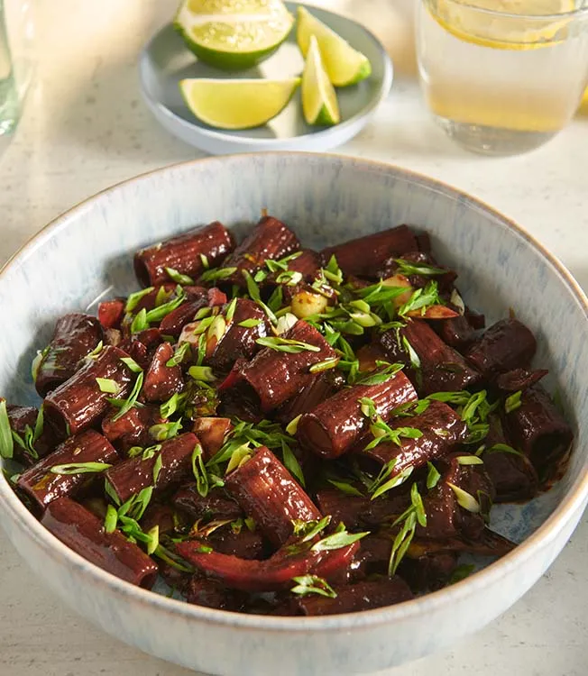 Ригатони с курицей барбекю по-корейски