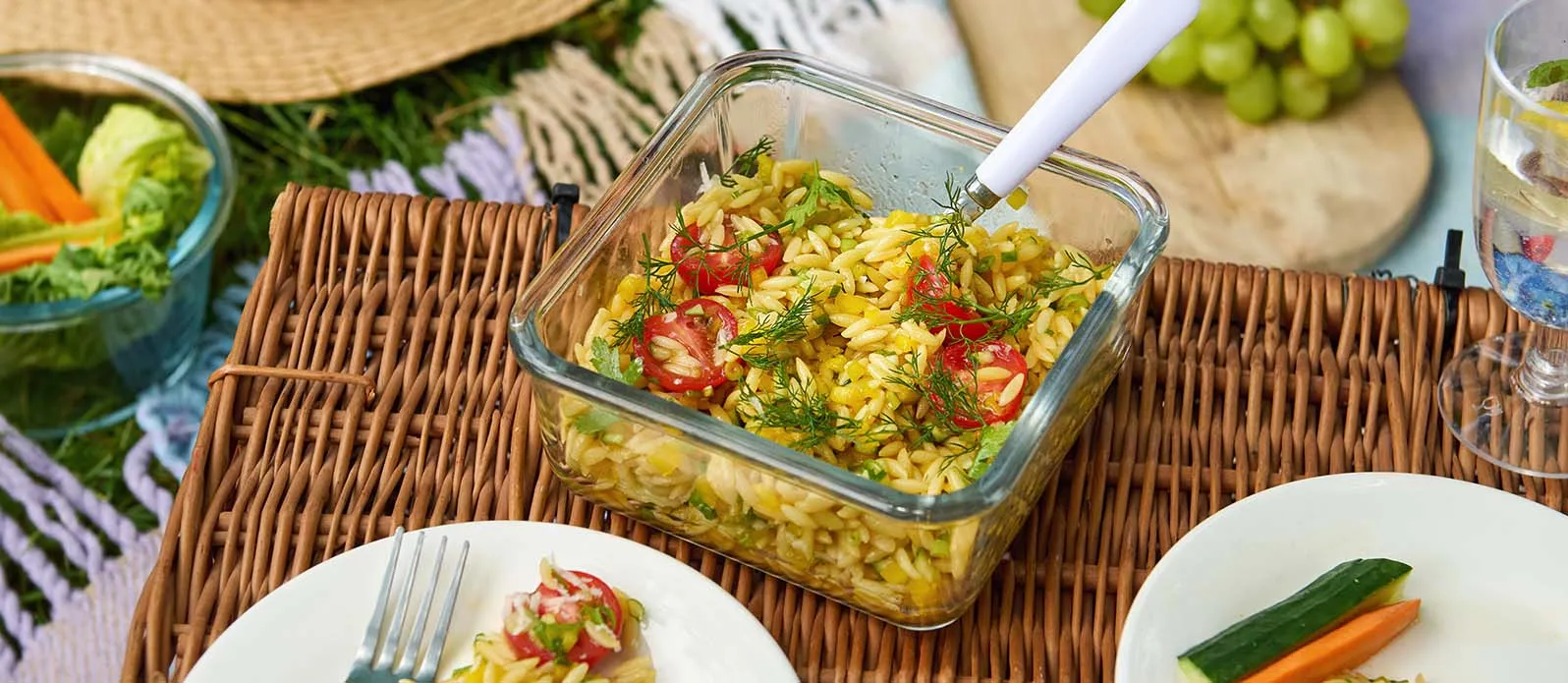 Салат из пасты орзо с овощами