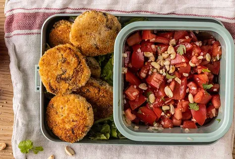 Котлеты из пшена с грибами и сыром