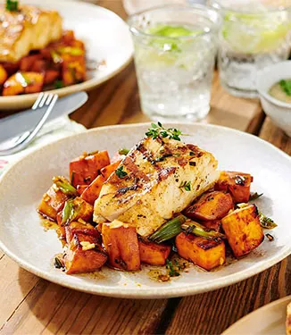 Треска, замаринованная в йогурте и карри, на гриле