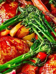 Запеченная с овощами курица терияки