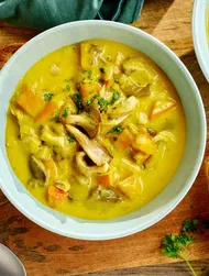 Чаудер с вешенками и курицей