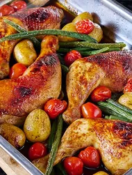 Куриные окорочка в пряном медово-соевом маринаде и мини-картофель