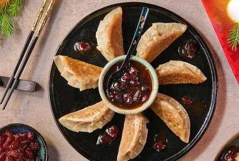 Гёдза с капустой и грибами