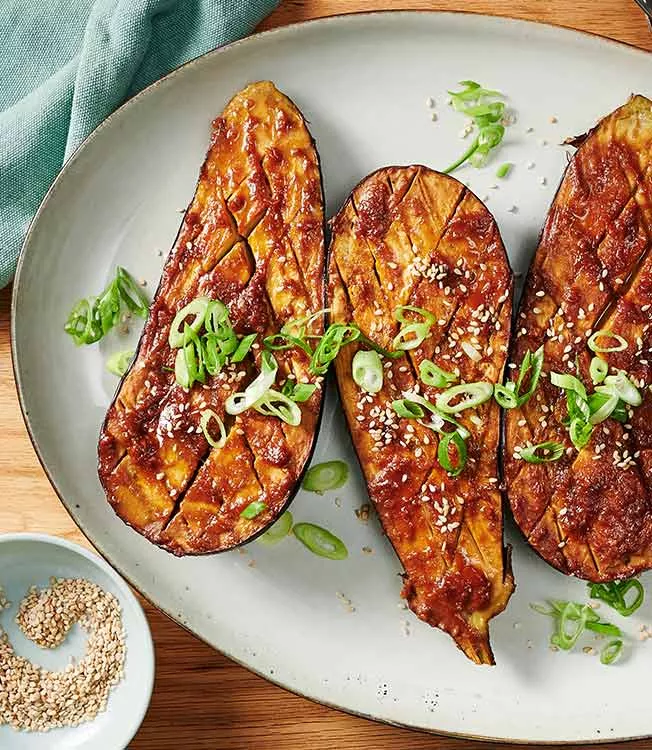 Жареные баклажаны с мисо и мёдом