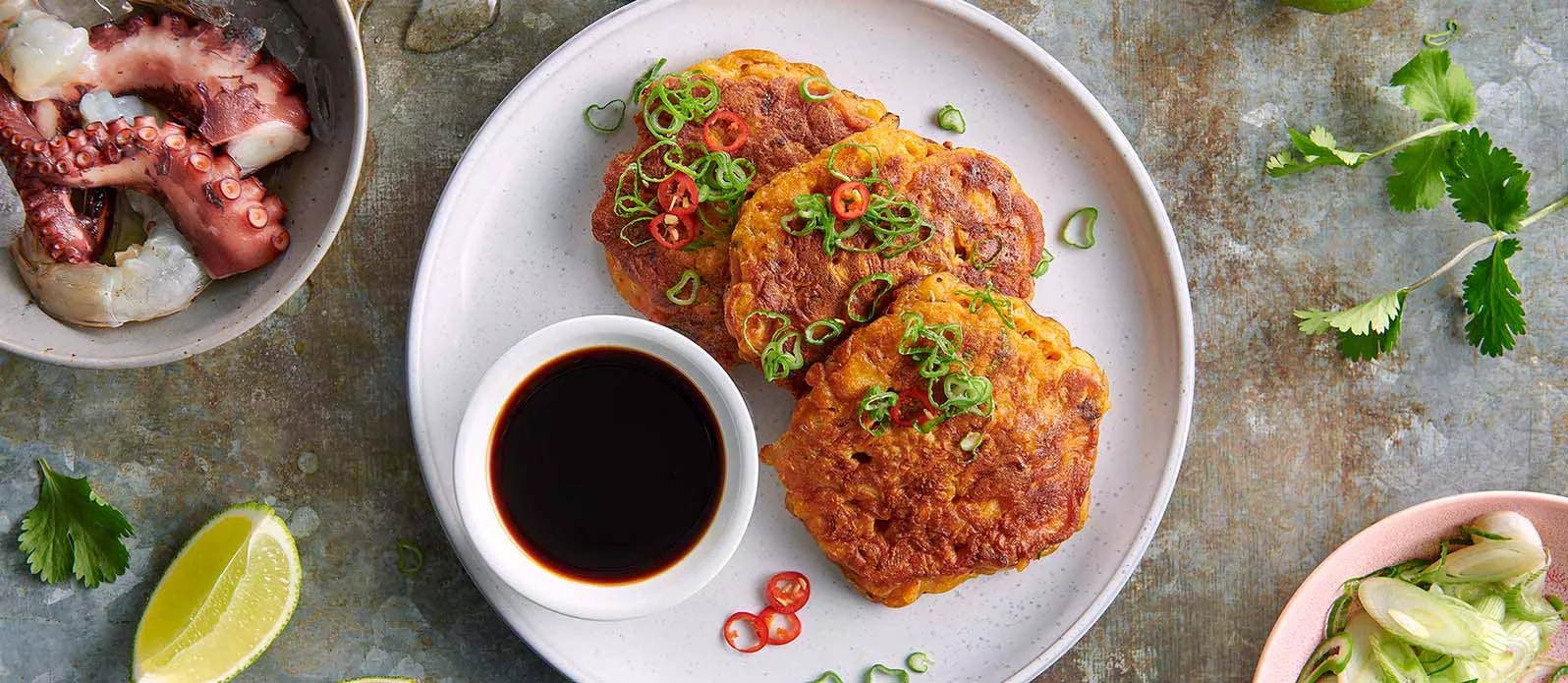 Сочные блинчики из морепродуктов